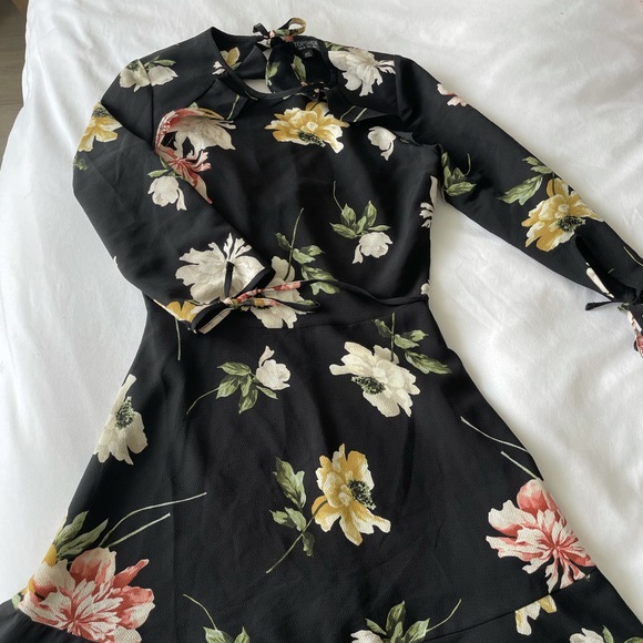 Topshop Floral dress - Picture 3 of 4